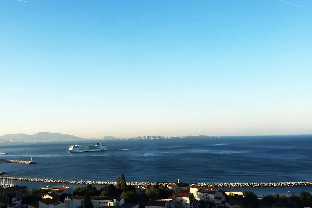 Superbe Terrasse Avec Vue Panoramique Sur La Mer Marseille 0*,