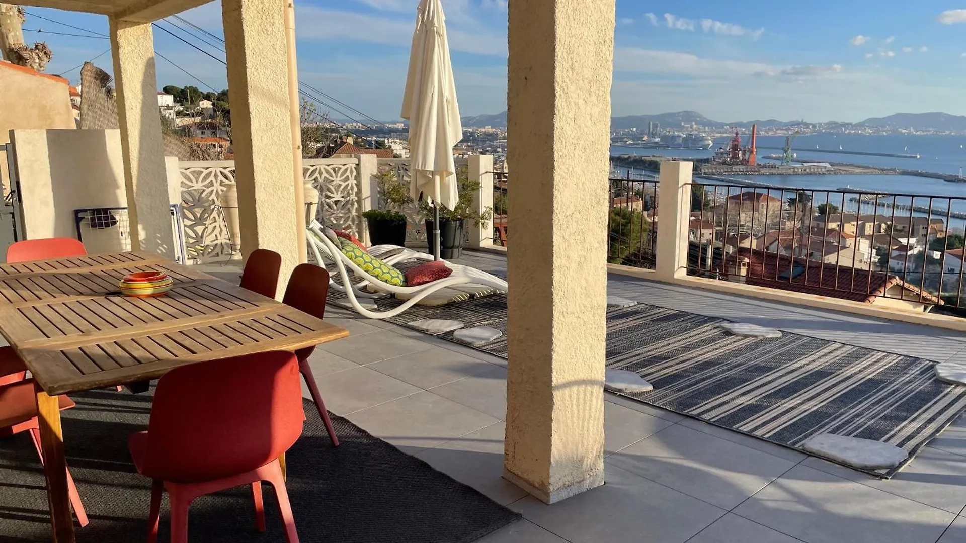 Lejlighed Superbe Terrasse Avec Vue Panoramique Sur La Mer Marseille