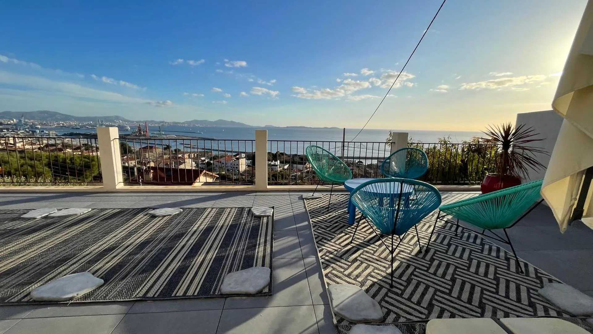 Lejlighed Superbe Terrasse Avec Vue Panoramique Sur La Mer Marseille Frankrig