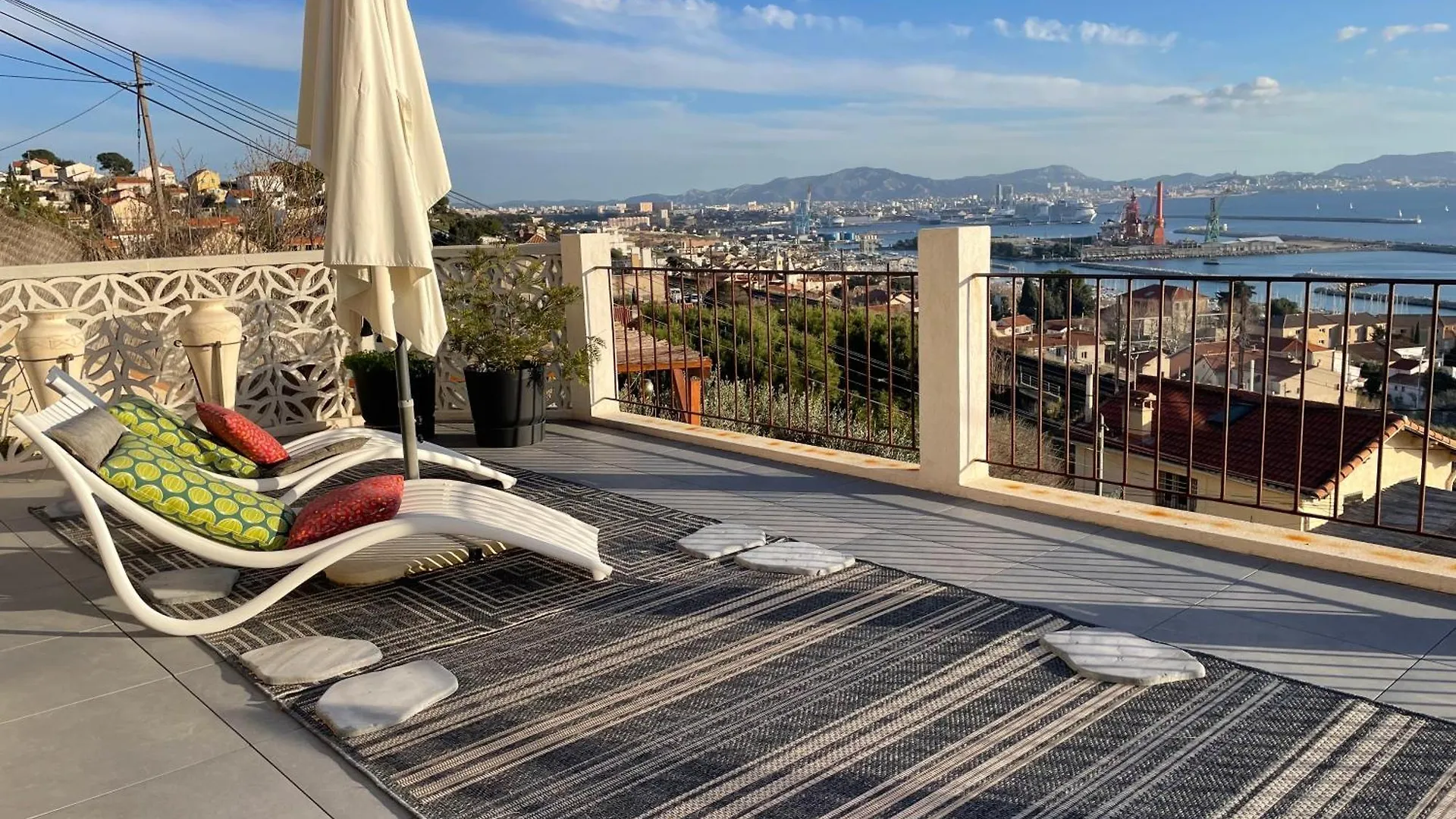 Lejlighed Superbe Terrasse Avec Vue Panoramique Sur La Mer Marseille Frankrig