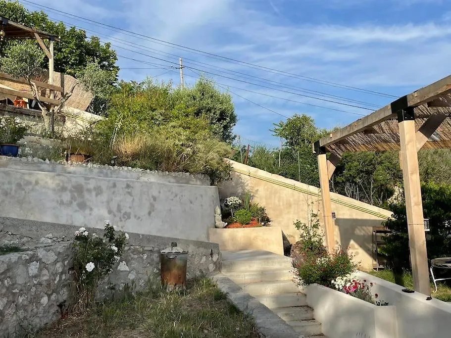 Superbe Terrasse Avec Vue Panoramique Sur La Mer Marseille